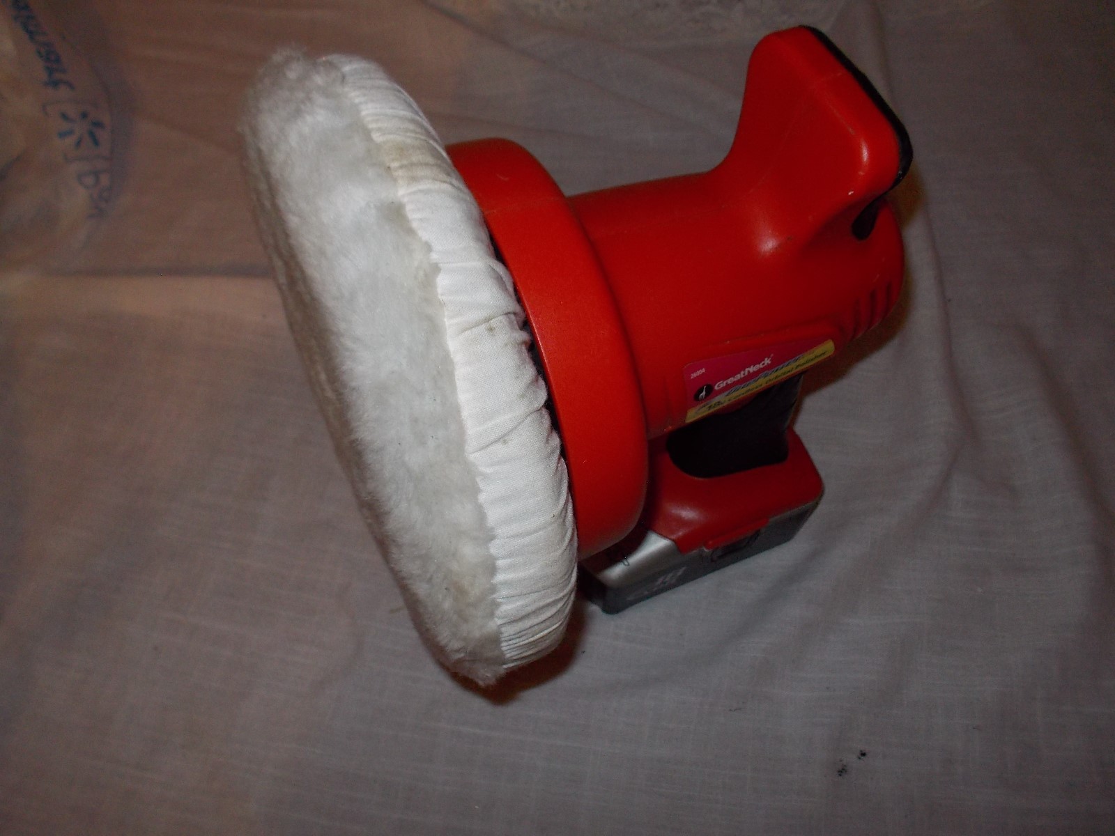 GREAT NECK CORDLESS BUFFER WITH BATTERY