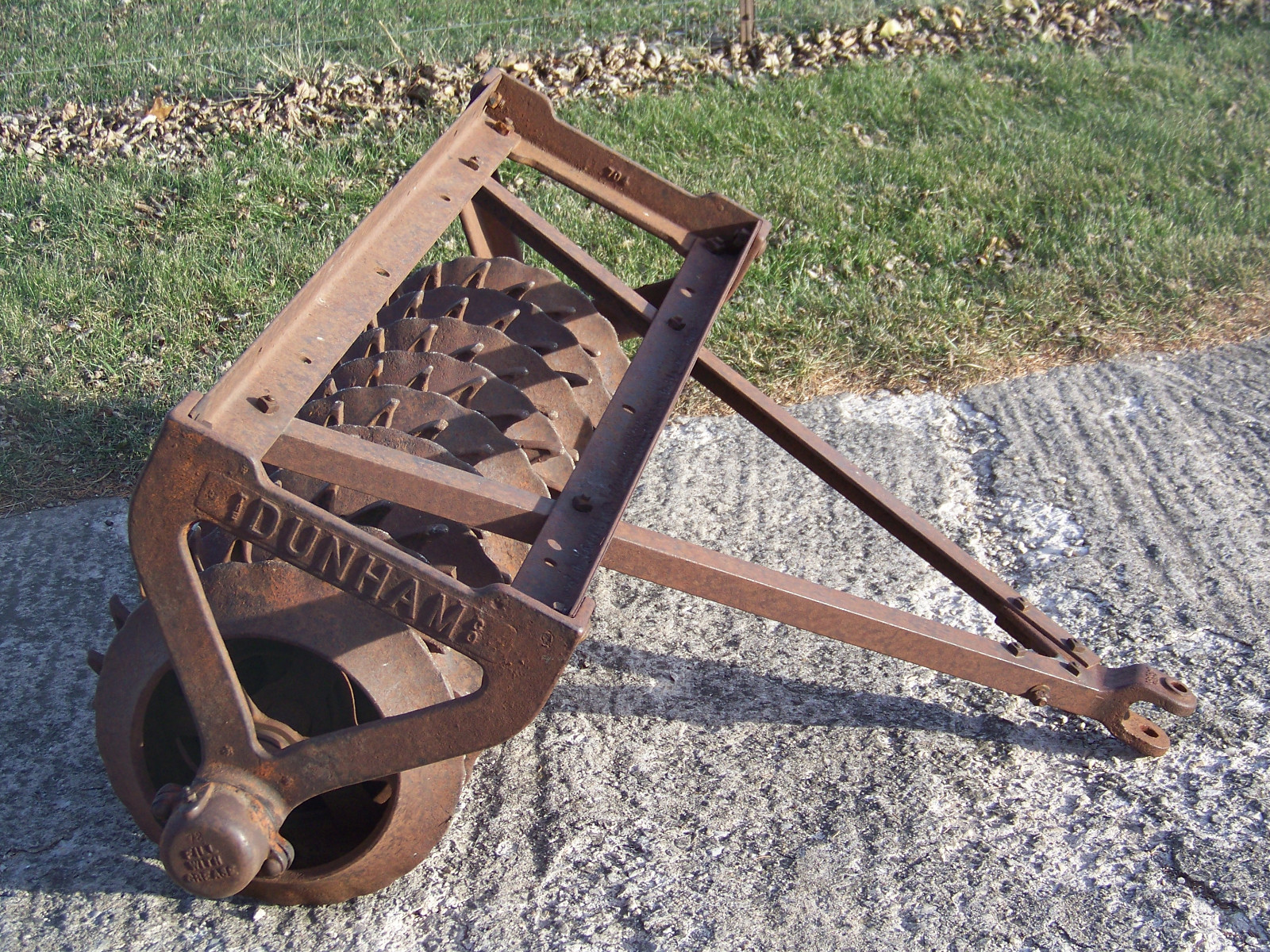 DUNHAM 4 ft Cultipacker Deer Turkey Food Plot Landscaping Grass Garden Seeding