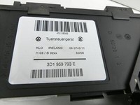 Porsche Cayenne 9PA 07-10 Fensterhebermotor Links Vorne Porsche Cayenne 9PA 07-10 25.03.2009 2V0130821 7L0959701G... Vorschau 5