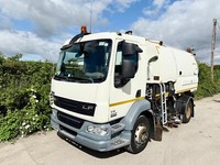 2012 DAF LF55,220 JOHNSTON ROAD SWEEPER 15 TON MANUAL GEARS 28,000 MILE EEV