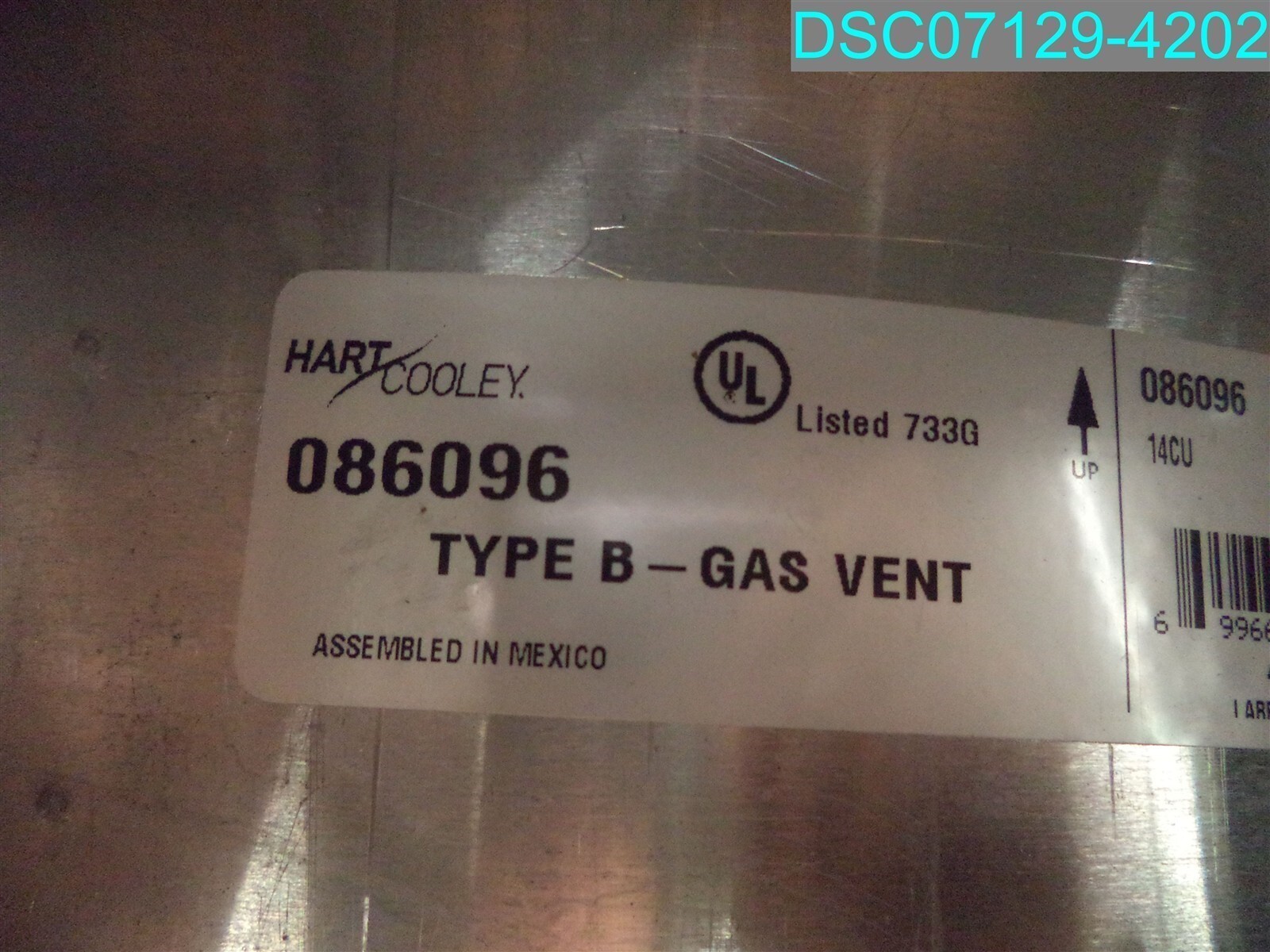 Damaged HART COOLEY 086096 14CU Type B-Gas Vent 699663005066