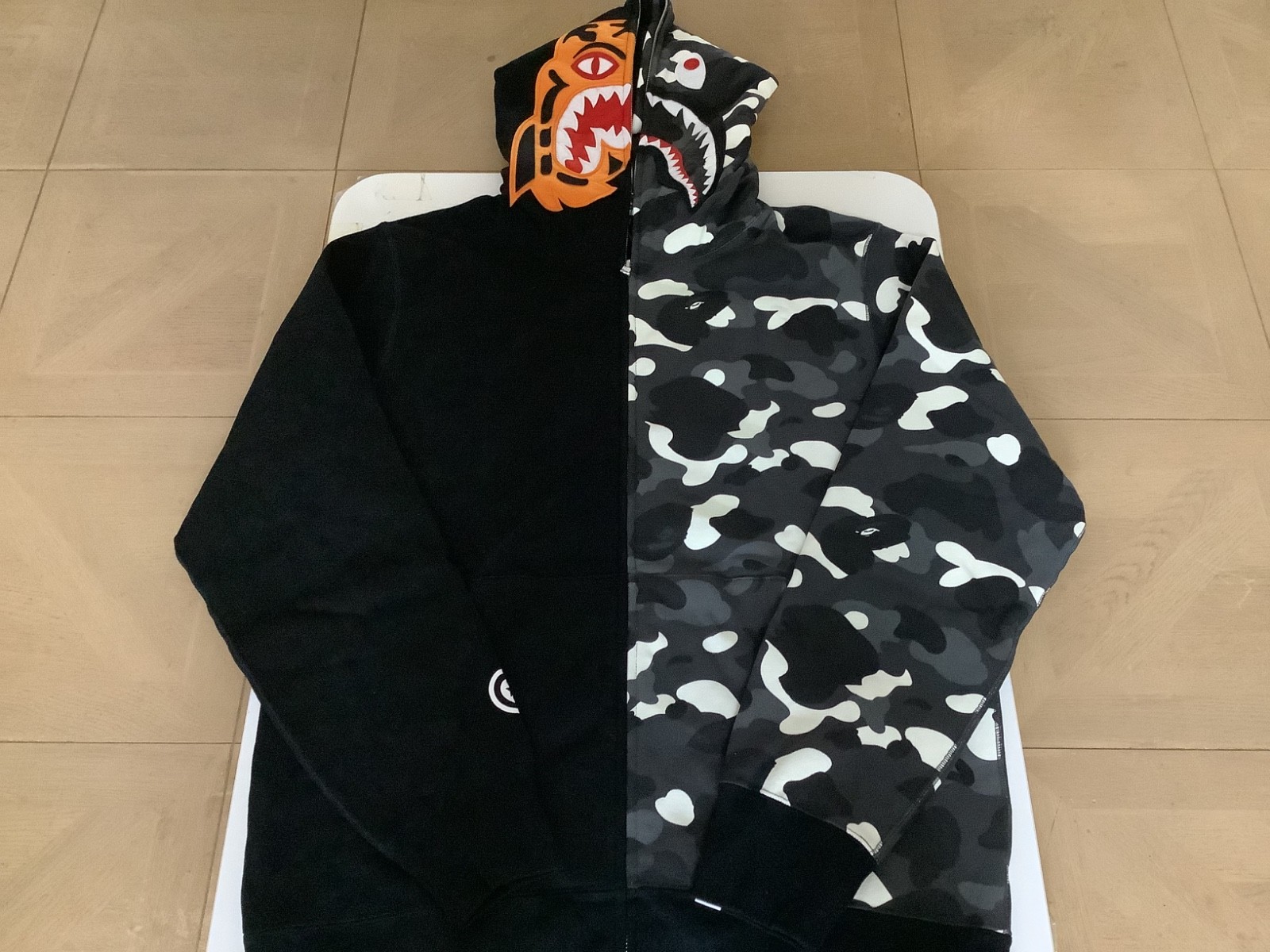 トップス A BATHING APE CITY CAMO TIGER ZIP HOODIE BAPE Osaka city camo Tiger full zip hoodie NIGO A Bathing