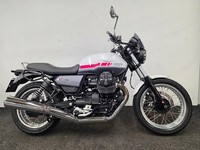 2023 MOTO GUZZI V7 SPECIAL 850 *** LOW MILES - SERVICE HISTORY - LUGGAGE RACKS *