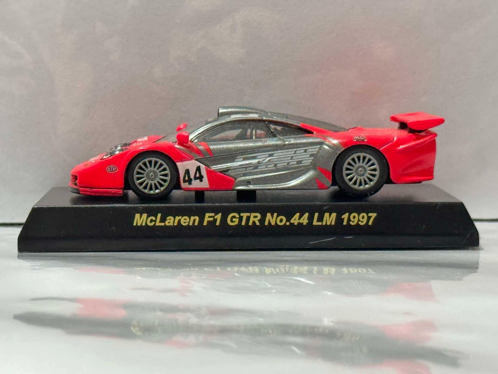 京商　ミニッツ　ラークマクラーレン　F1 GTR LM 1997 Amazon.co.jp: 京商 ミニッツ ラークマクラーレン F1 GTR LM