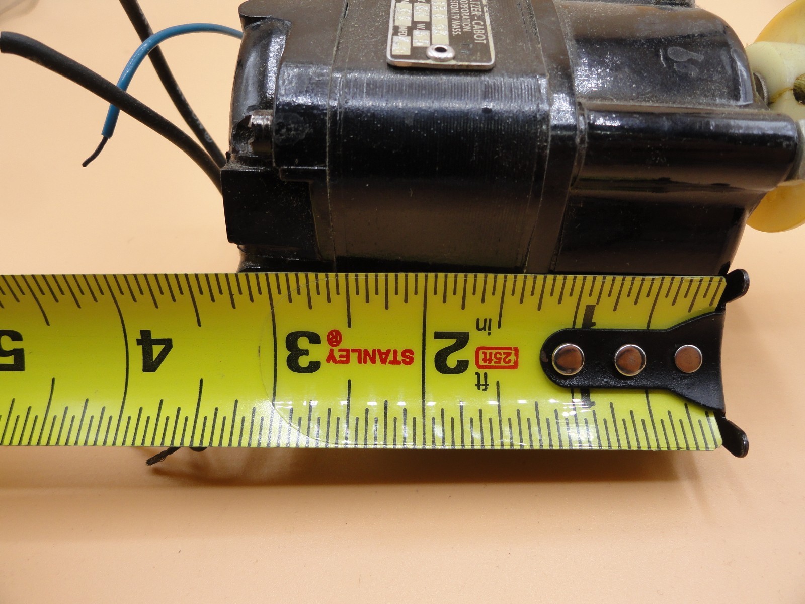 Holtzer-Cabot Early Electric AC Motor 115 VAC, 60 RPM