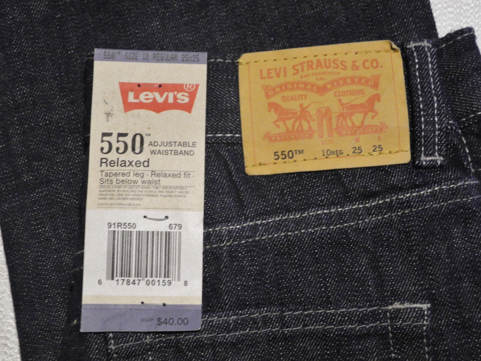 Levi's 550 Boy's Relaxed Fit Tapered Leg Denim Jeans Sz 10 Reg 25 x 25 NWT