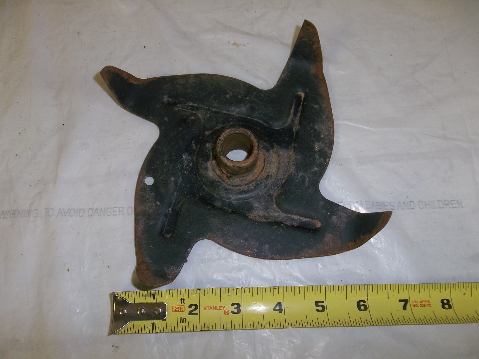 HUSQVARNA CT 16 TILLER/CULTIVATOR TINE ASSEMBLY OUTER RIGHT REPAIR PART