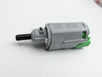 Renault Twingo III BCM 14-19 Bremslichtschalter Bremsschalter Renault Twingo III BCM 14-19 19.01.2016 253201367R... Vorschau 2