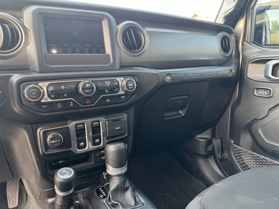 image 3 of interior