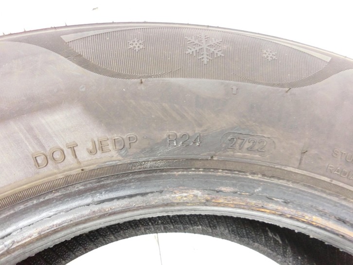 Citroen Jumpy II 07-12 2 x Reifen Winterreifen IMPERIAL 205/70R15 96 H Citroen Jumpy II 07-12 30.08.2010 gebraucht Bild 6