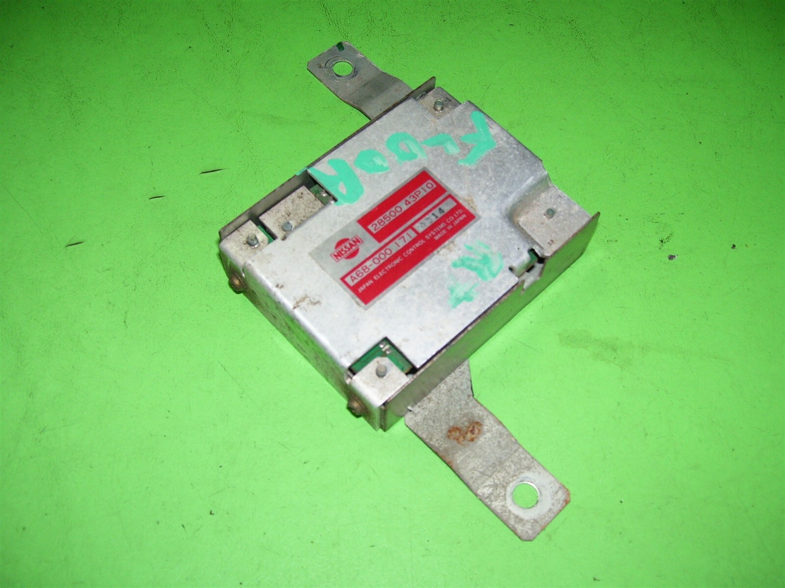 90 Nissan 300ZX Z32 2850043P10 Power Steering Control MODULE