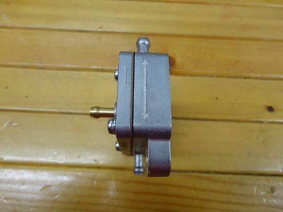 NEW MIKUNI FUEL PUMP SINGLE OUTLET FITS MANY SINGLE CARB SNOWMOBILES DF44-211