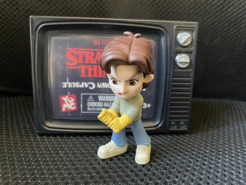 Youtooz フィギュア　stranger things 未開封　スティーブ Amazon.co.jp: YouTooz ストレンジャー・シングス スティーブ