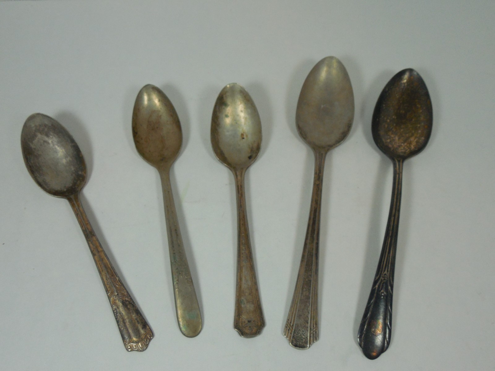 Mixed Lot 5 Vintage Silver Plate Camden/Lenox/HollyHock/ Niagara/Linton Spoons