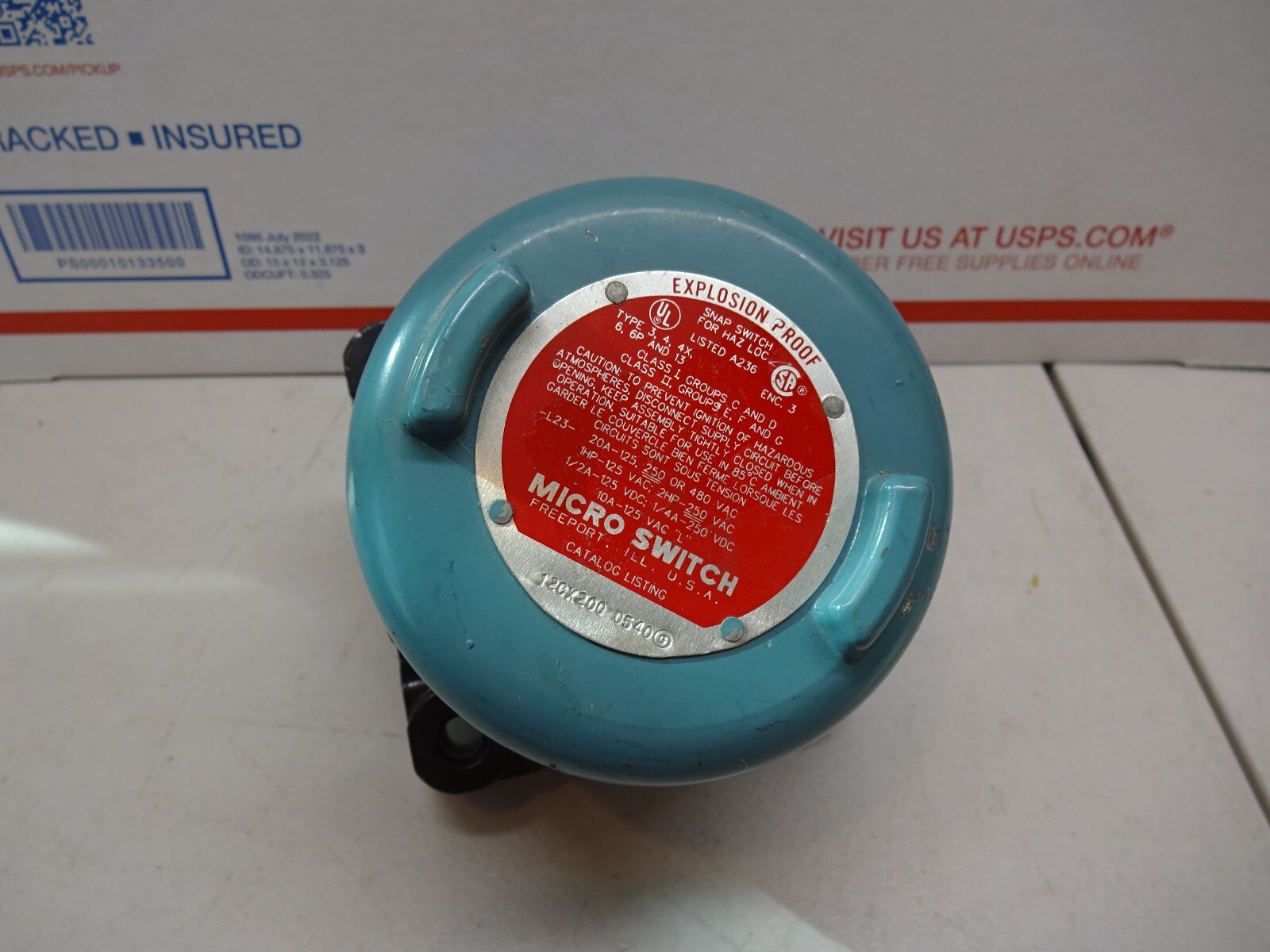 MICRO SWITCH 12CX200 0540 / SNAP SWITCH HAZARDOUS LOCATIONS EXPLOSION PROOF