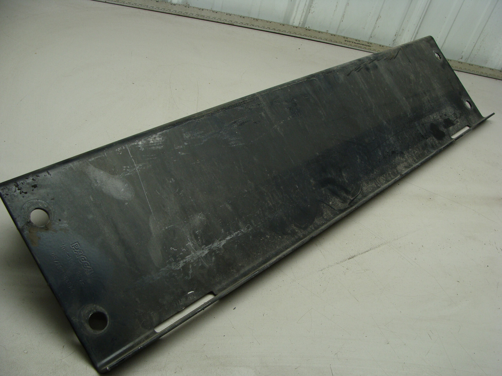 2012 KENWORTH T660 BATTERY BOX BASE N64-1050 31