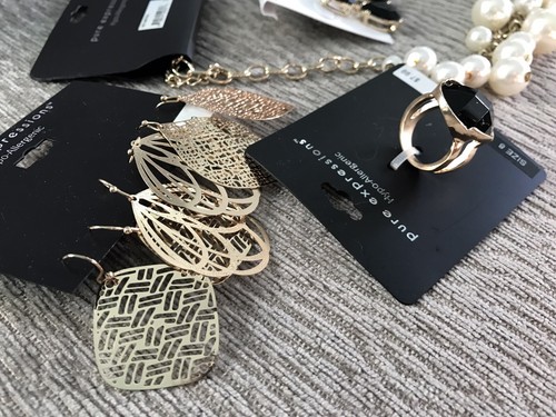 Mixed Jewelry Lot Earrings And Necklace (7) USA Seller New Free Shipping