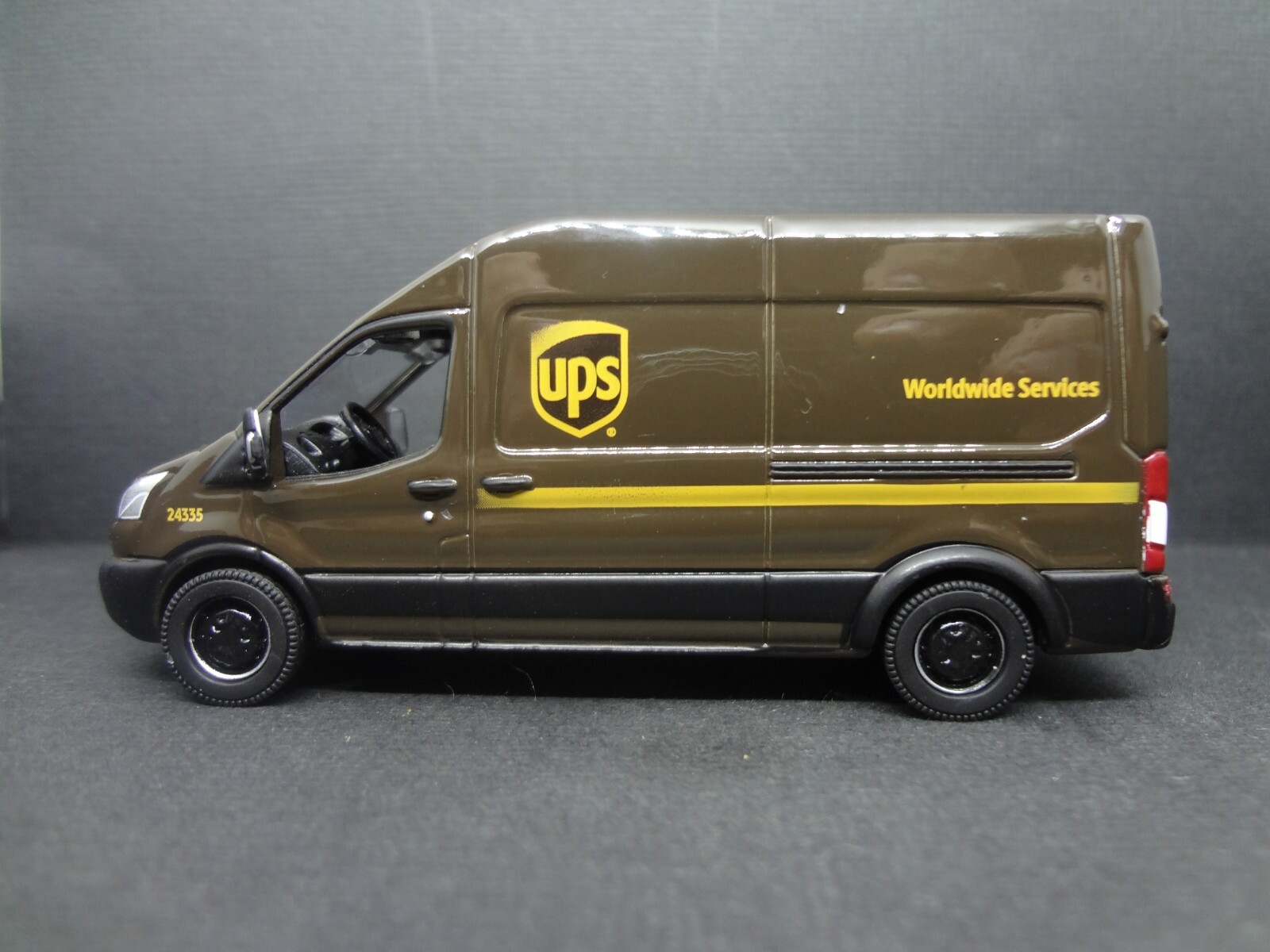 Greenlight 2019 Ford Transit - UPS Cargo Van Loose New Mint