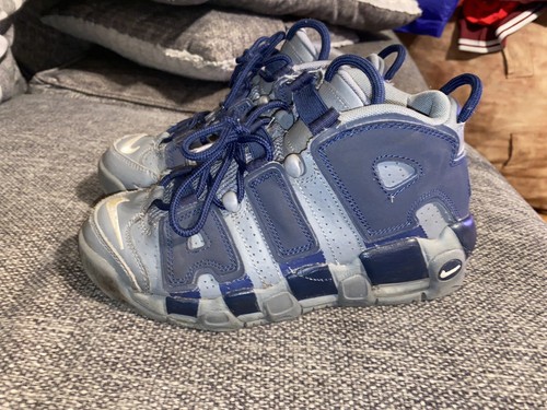 靴 NIKE AIR MORE UPTEMPO GS 415082-009 NIKE AIR MORE UPTEMPO (GS) 