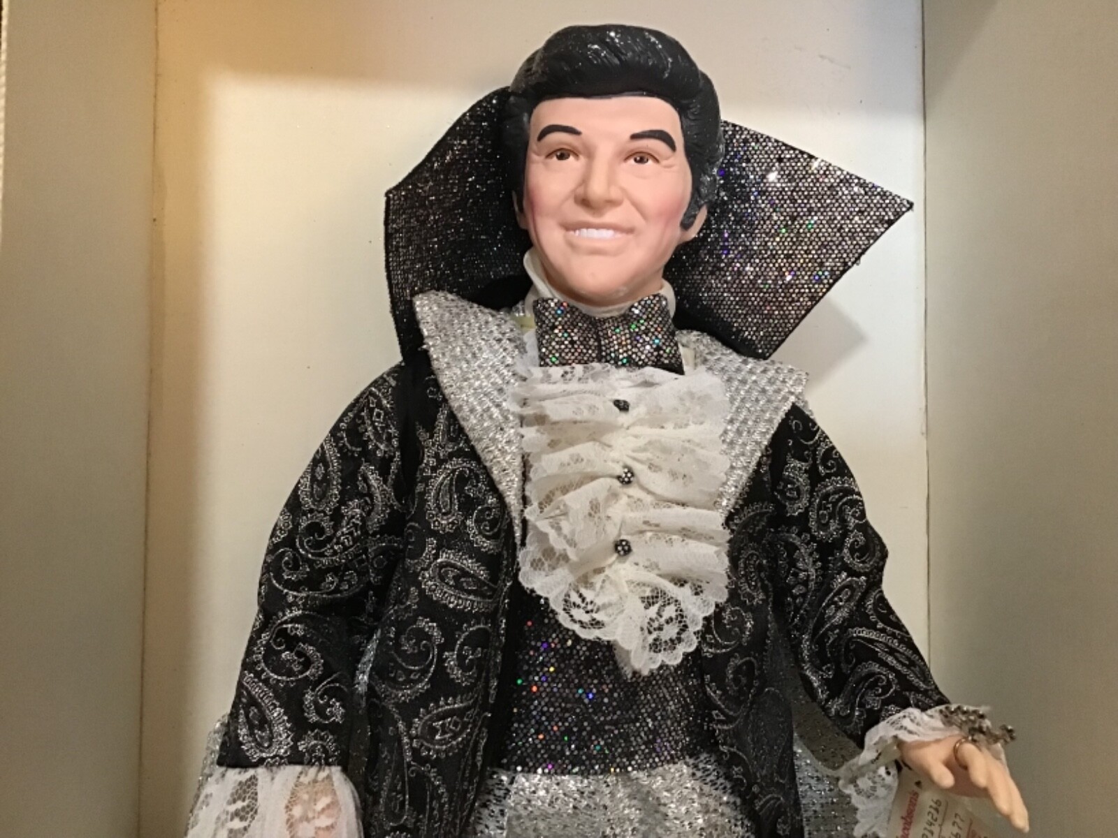 Effanbee 17” Liberace 1986 “Mr. Showmanship” Collectible Doll/Rings NIB! (#BS-L)