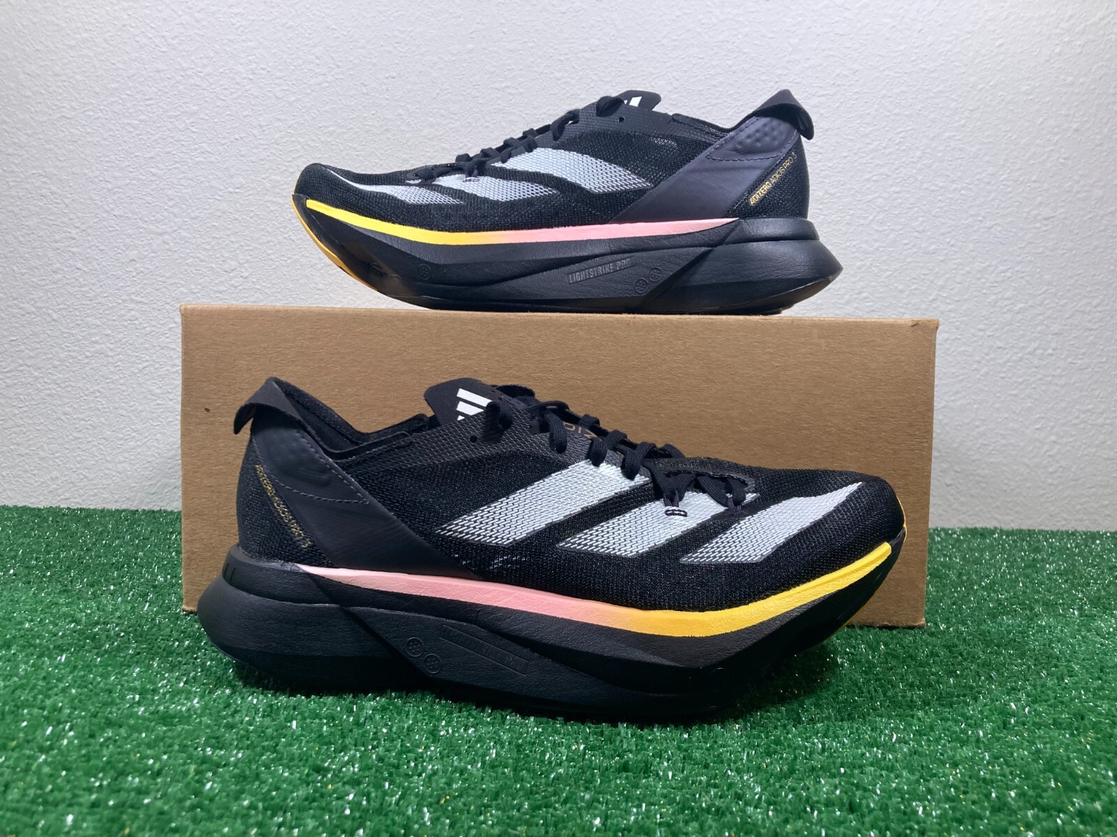 ADIZERO ADIOS PRO 3 M ホワイト/レッド/ブラック Pre Kitroom | adidas adizero adios pro 3 tokyo pack / cherry