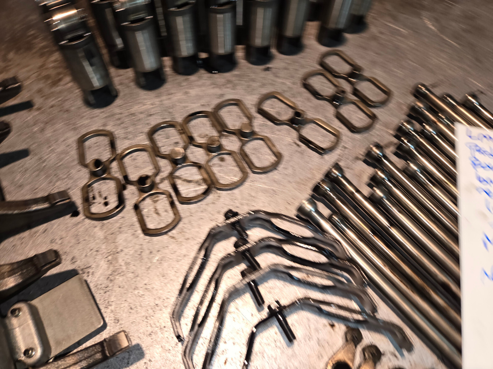 2011-2015 Chevy GMC 6.6 LML DURAMAX VALVETRAIN ROCKER ARMS LIFTERS REF8222 - Picture 8 of 10