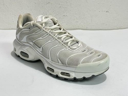 Nike Air Max Plus White / Cool Gray Men's Running Shoes
