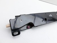 Tesla Model Y LR 20-25 5YJY Antennenverstärker Weiche Antenne Links Hinten Tesla Model Y LR 20-25 5YJY 01.06.2023... Vorschau 4