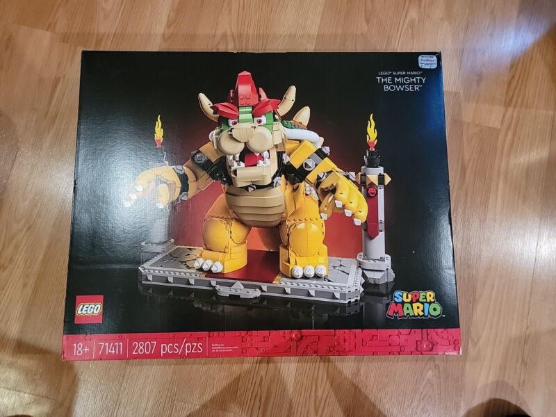 LEGO SUPER MARIO: The Mighty Bowser (71411)