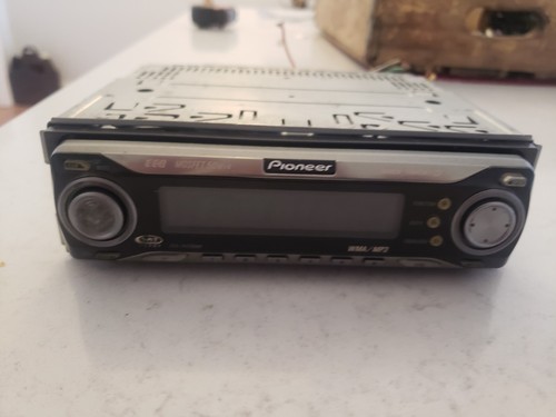 Pioneer DEH-9701DIN リモコン付き Pioneer DEH-9701DIN リモコン付き Pioneer DEH-9701DIN