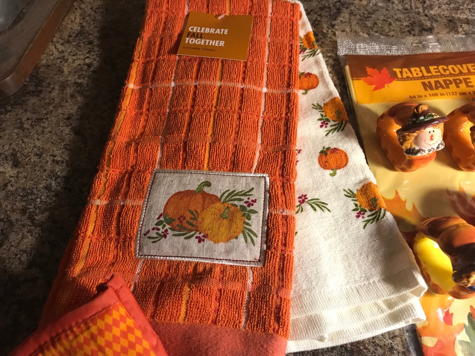 Assorted Halloween & Fall Decor Kitchen Towel/Pot Holders & More