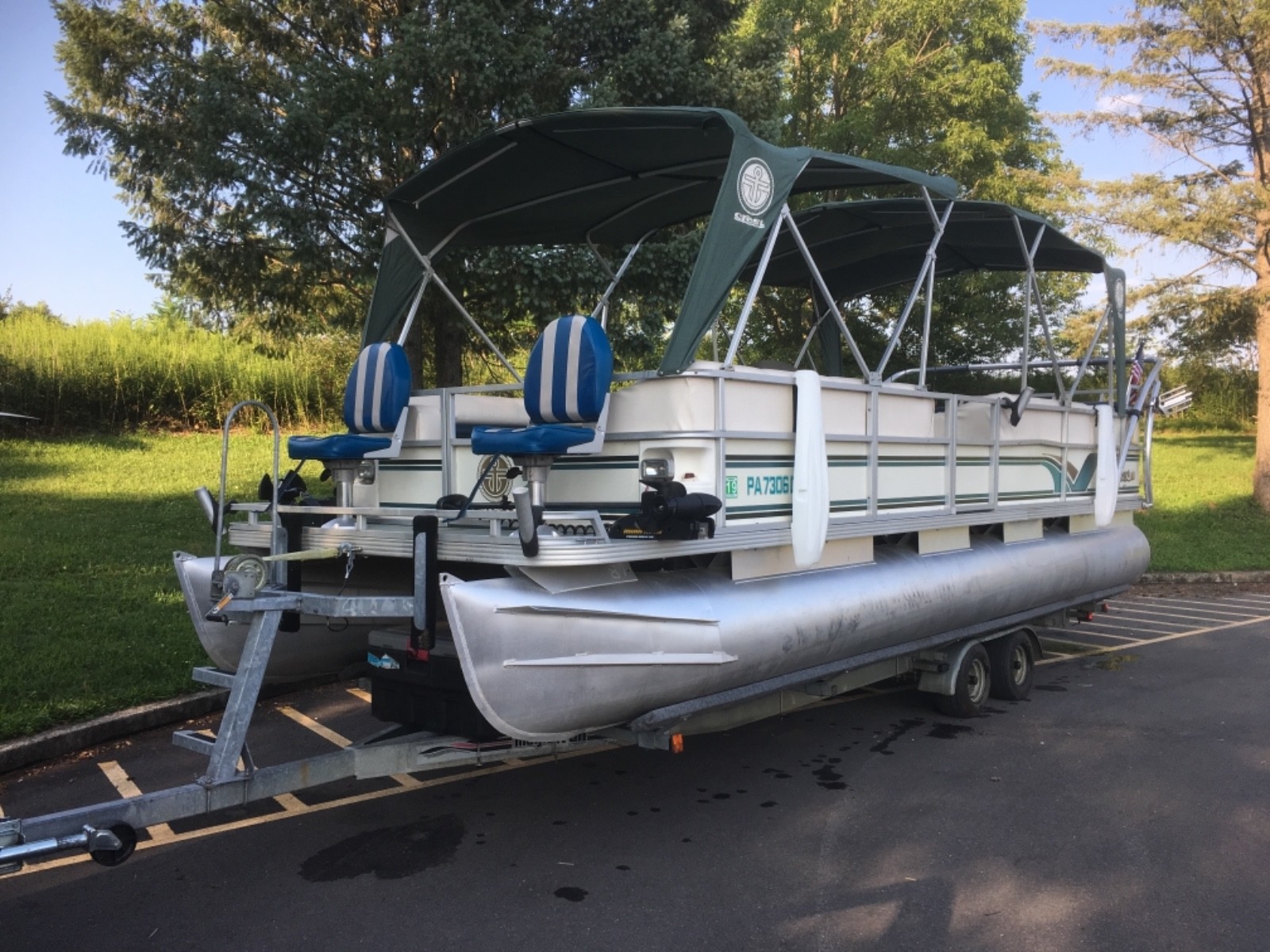 2000 PONTOON BOAT CREST II DL