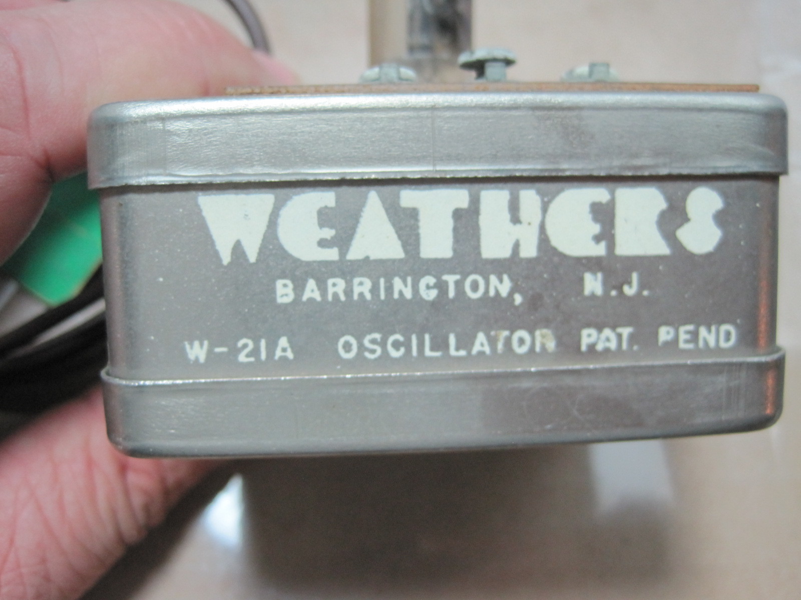 Weathers Model W-21A Oscillator