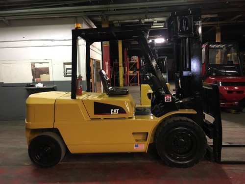 2005 Cat 10,000 Lb  Diesel Forklift With Side Shift and Triple Mast