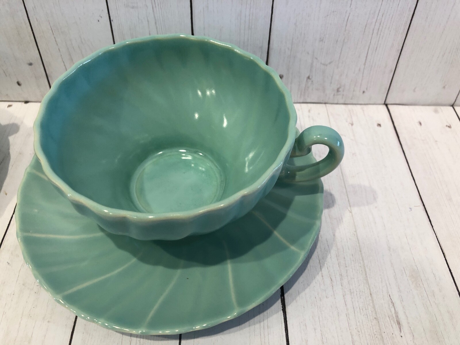 2 Franciscan Ware CORONADO Swirl Aqua Gloss Shiny Tea Coffee Cup Saucer