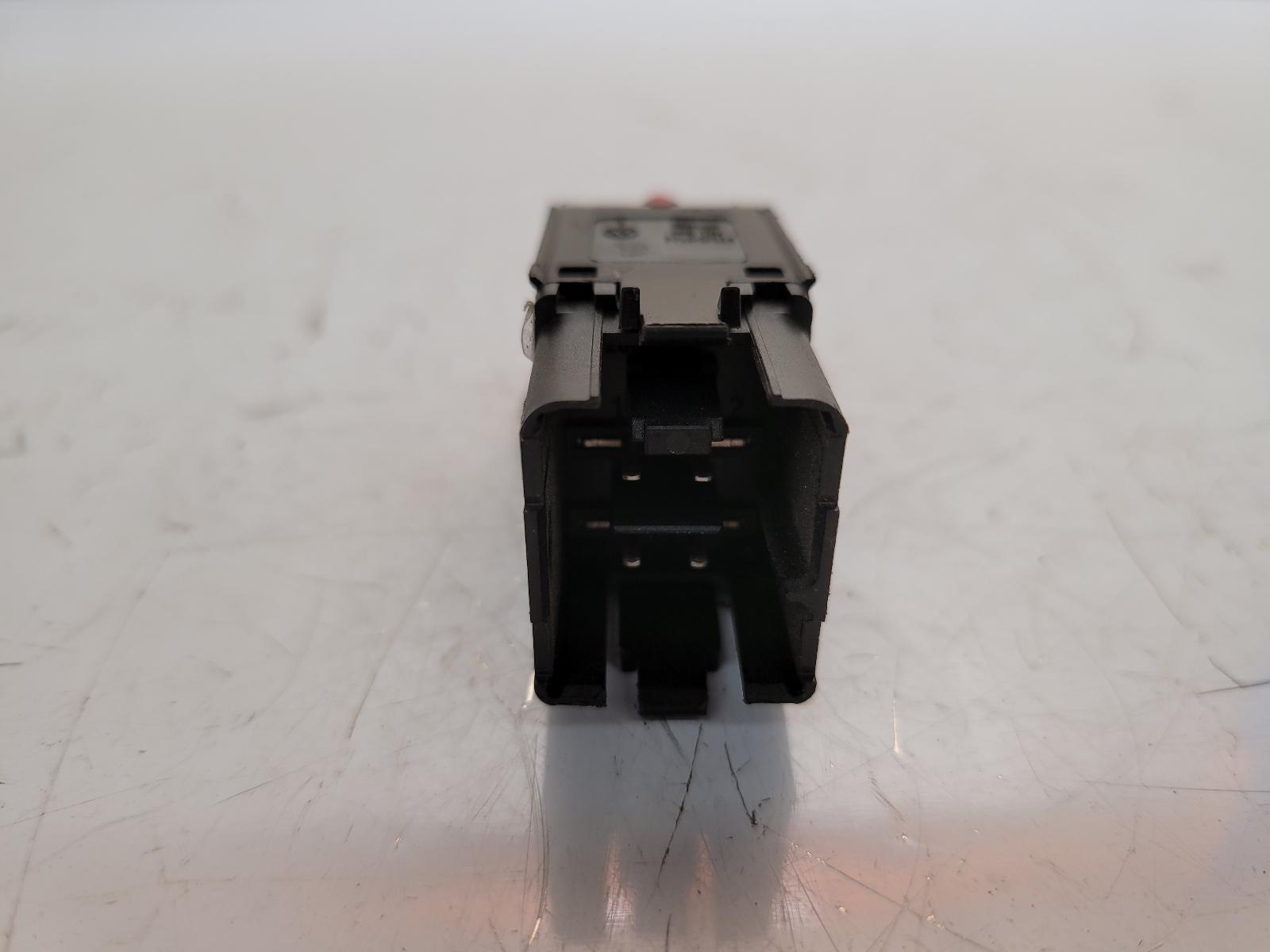 2005 Golf VW FLASHER/HAZARD RELAY GEN 5 06/04-02/09 1K0953509A image 3