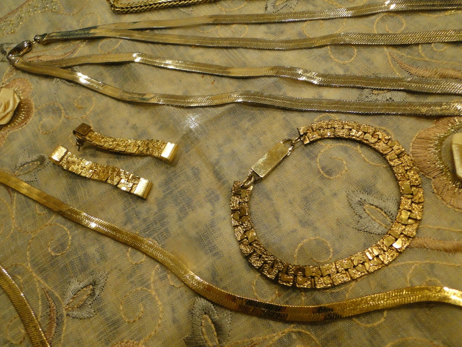 3 Goldtone Costume Jewelry Necklaces, 1 Bracelet, & 1 Pair Earrings, VG Cond.