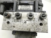 Mercedes W169 A180 04-08 ABS Steuergerät Aggregat Hydraulikblock Mercedes W169 A180 04-08 16.04.2007 A0064310912... Vorschau 5
