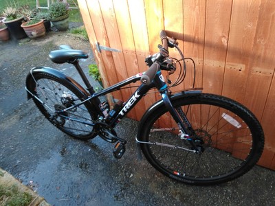 TREK Dual sports kids BIKE 26 " WHEEL, 14" FRAME DISK BRAKES super CONDITION