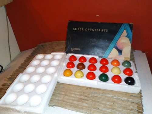 ビリヤード SUPER CHRYSTALATE BALLS MADE IN ENGLAND 3 vintage Super Crystalate Billard Balls w/original box 61.5