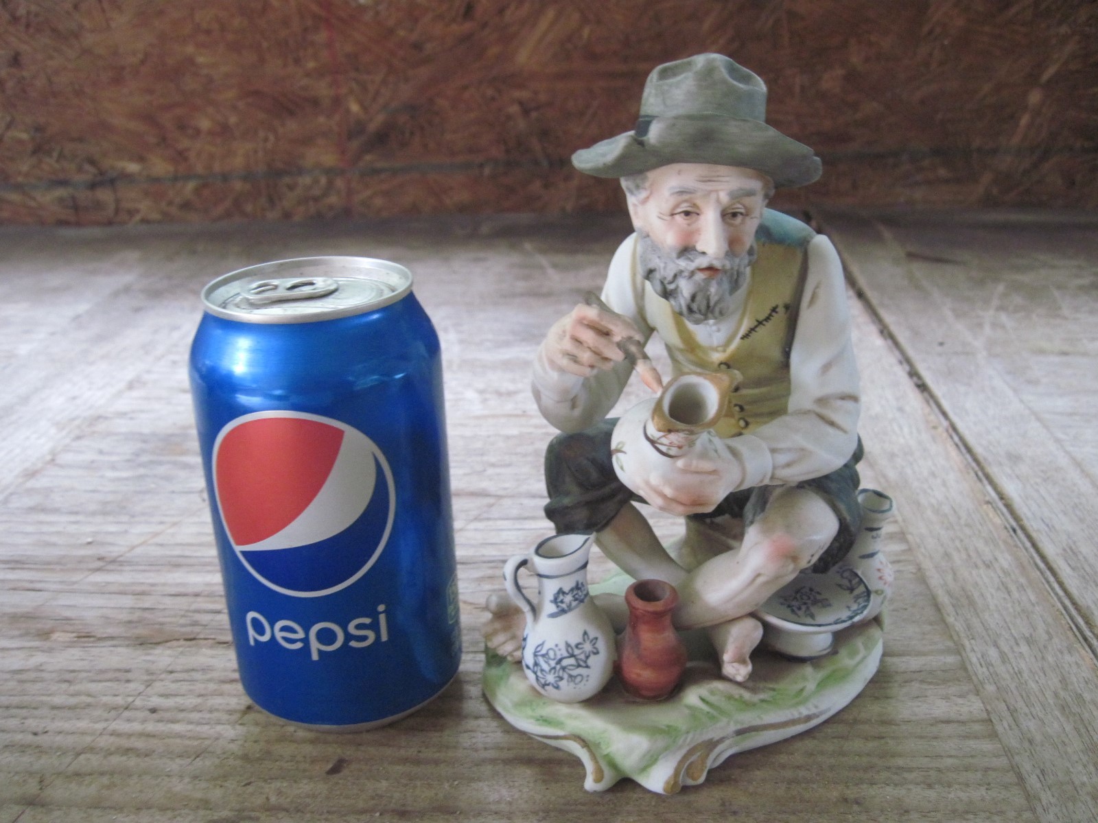 LEFTON Figure Bisque Man with Pottery,#5085, Hand Painted, 5