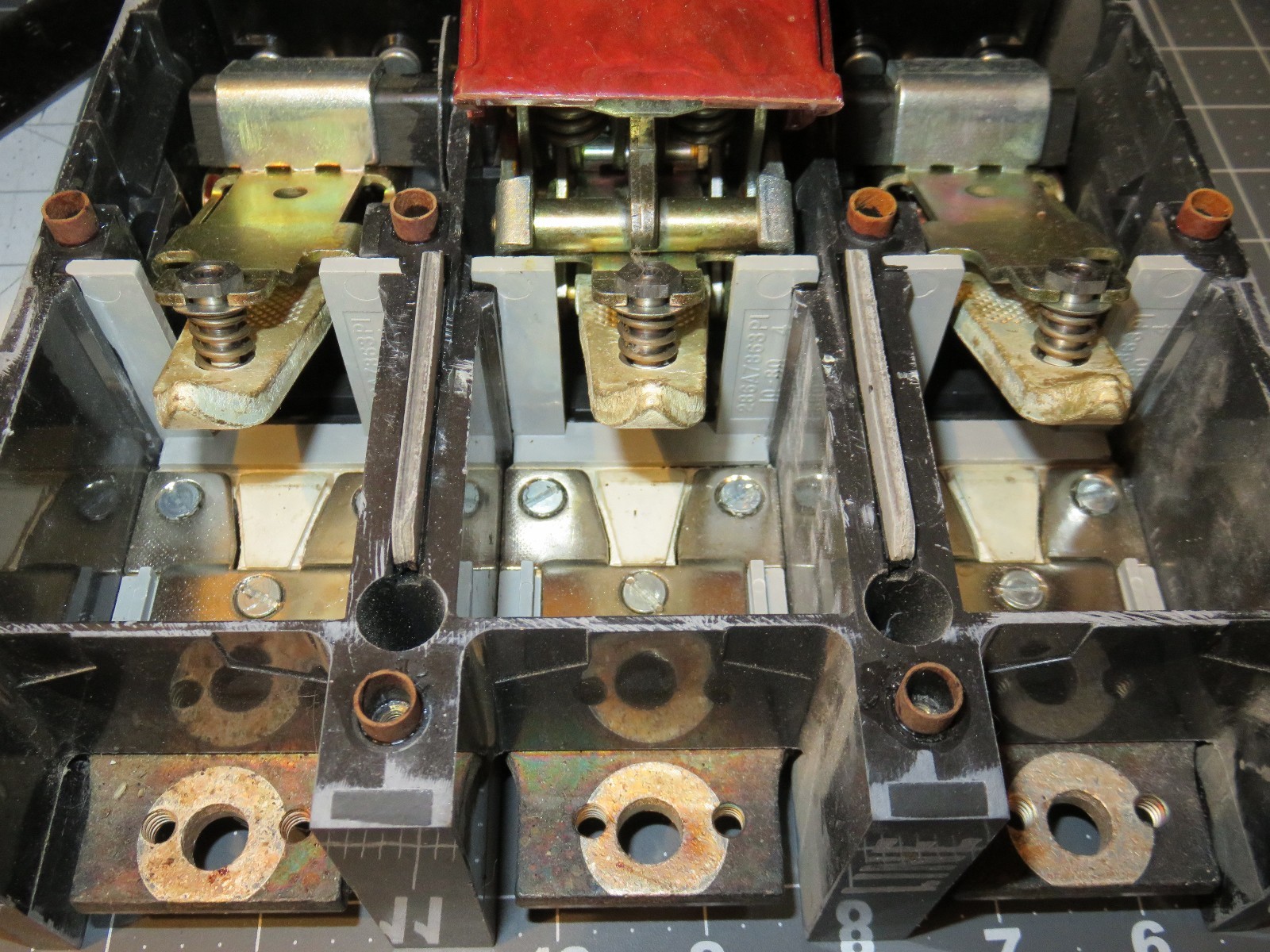 GE CIRCUIT BREAKER THJK436F000 400 AMP 600 VOLT 3 POLE W/400A TRIP