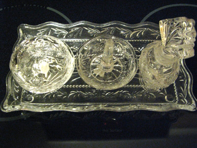 5th Ave Crystal   4 Piece Vanity   Clear    BEAUTIFUL