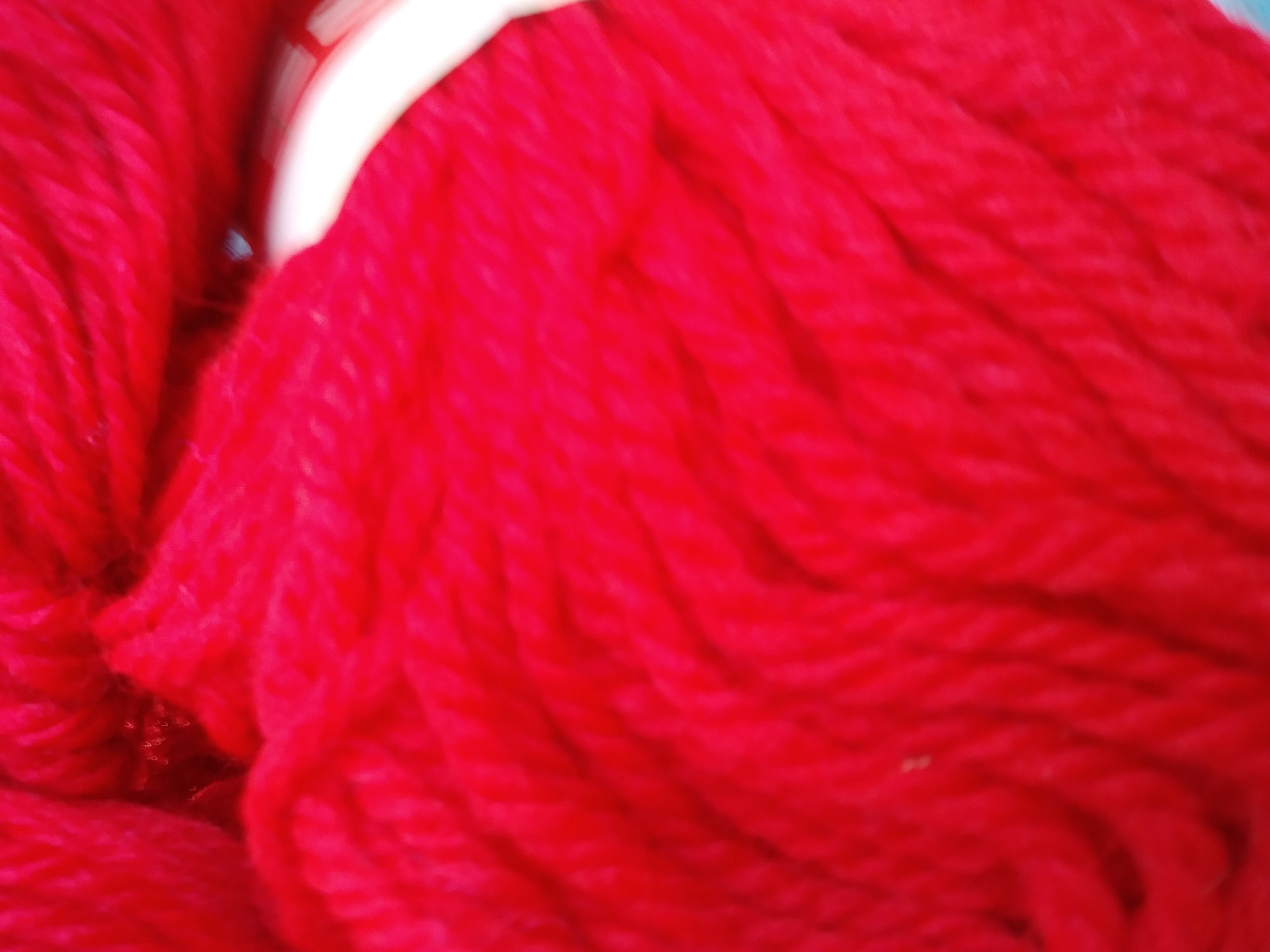 Craft Yarn 1lb 3oz Scarlet Majic Carpet Rug Yarn