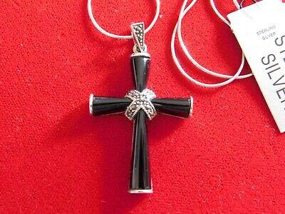 engraved /'Faith/' Onyx cross charm made from stainless steel Clasp makes it interchangeable for all purposes. with an added gem