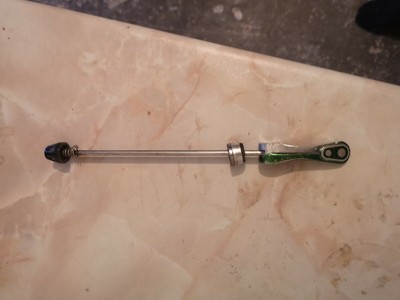 Cobalt-2//3//11 15x100mm thru-axle pair Crank Brothers Endcaps