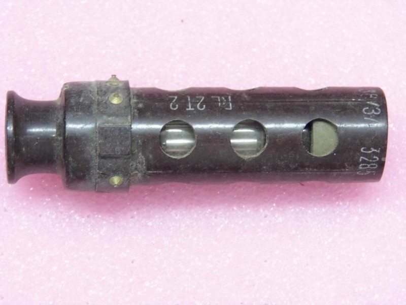 Tube Valve Rl2t2 Dans Son Logement Plastique (Ouvertures Rondes)