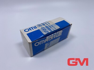 Omron Digital Pressure Sensor E8CC-CN0C2B Slim 12-24V DC