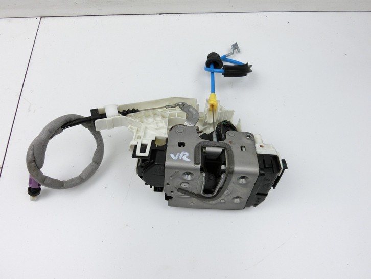 Mercedes E250 W212 13-16 Lim Türschloss m. ZV Stellmotor Rechts Vorne Mercedes E250 W212 13-16 17.09.2013... Bild 2