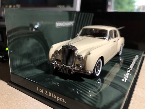 1/43 Minichamps 436139551 Bentley S1 Continental 1956 Cream